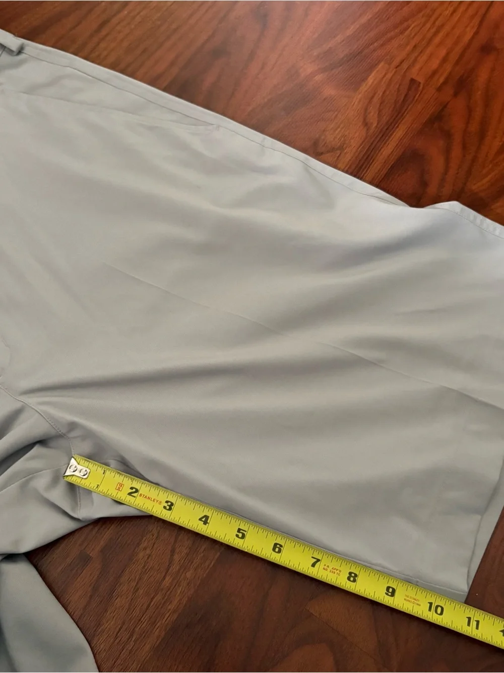 Nike Shorts Mens Size 36 Grey Golf Dri Fit Casual Flat Front Chino Preppy USA